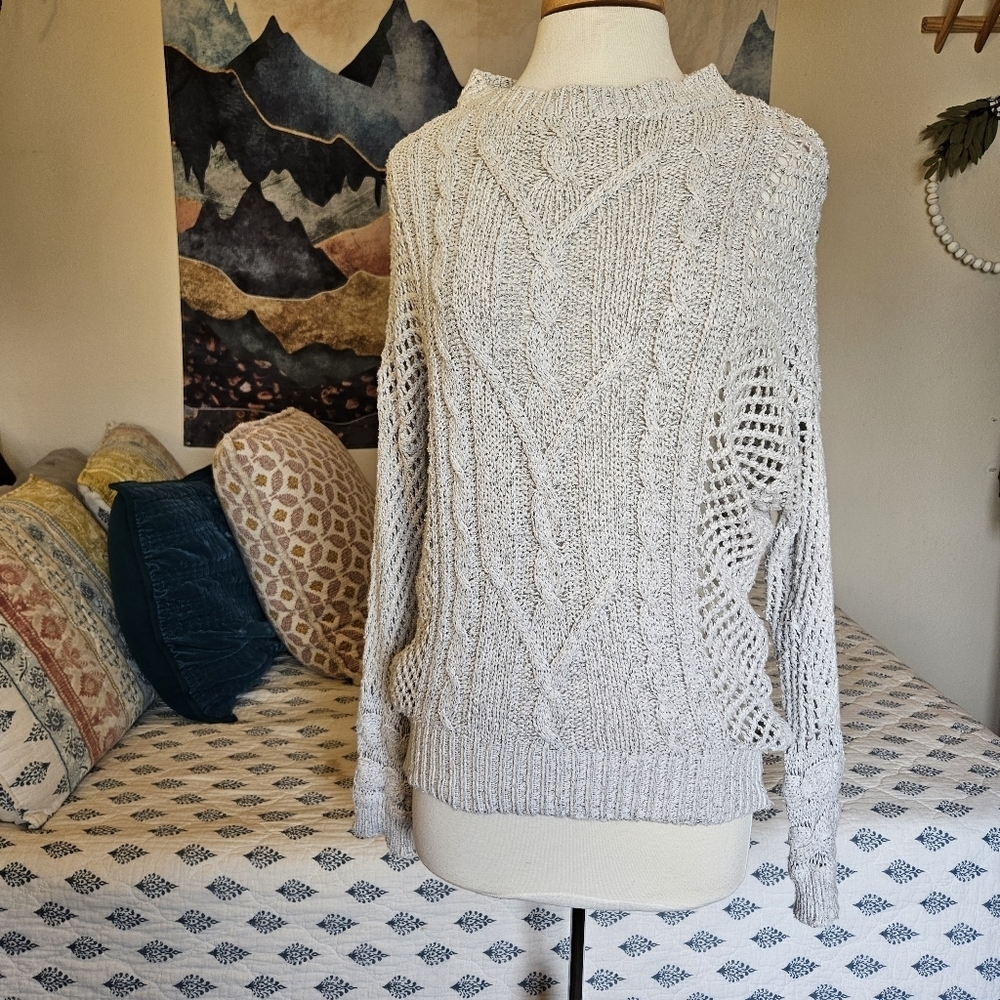 Brandy Melville Cream Gray Cable Knit Sweater One Size Italy Slouchy Cozy - Picture 3 of 10